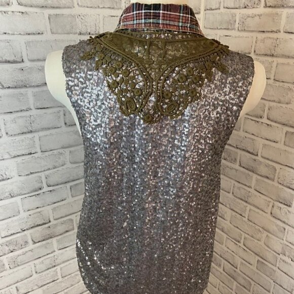 Gimmicks by BKE Plaid Button Down Sequin Back - Picture 3 of 4
